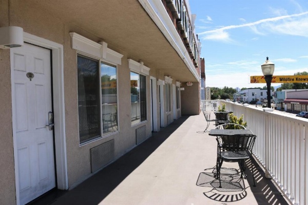 Historian Inn image 25